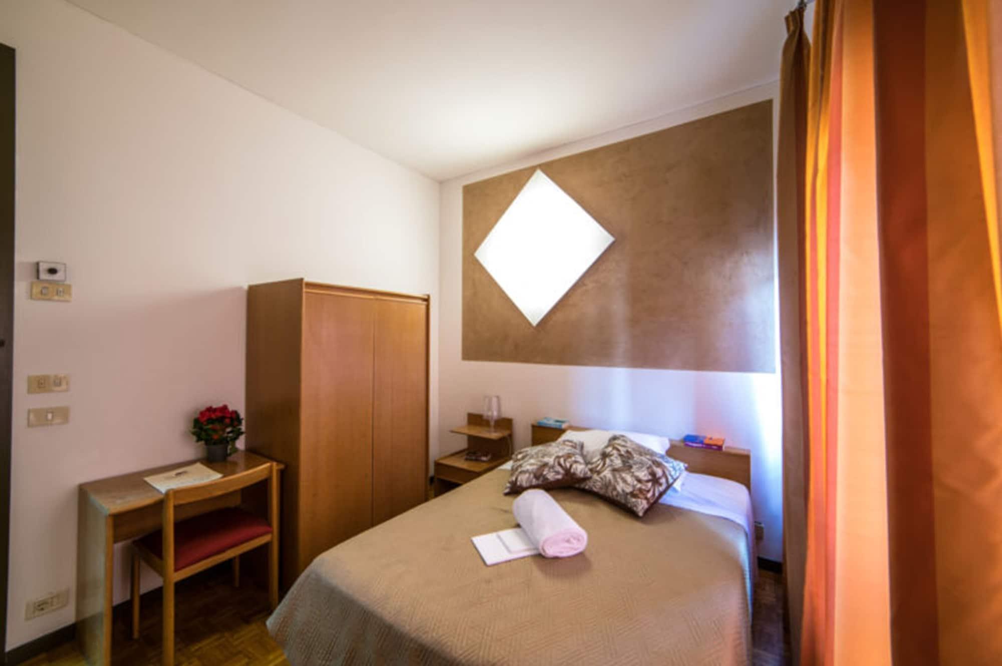 La Vecchia Cartiera Hotel Colle Val D'Elsa Exterior foto