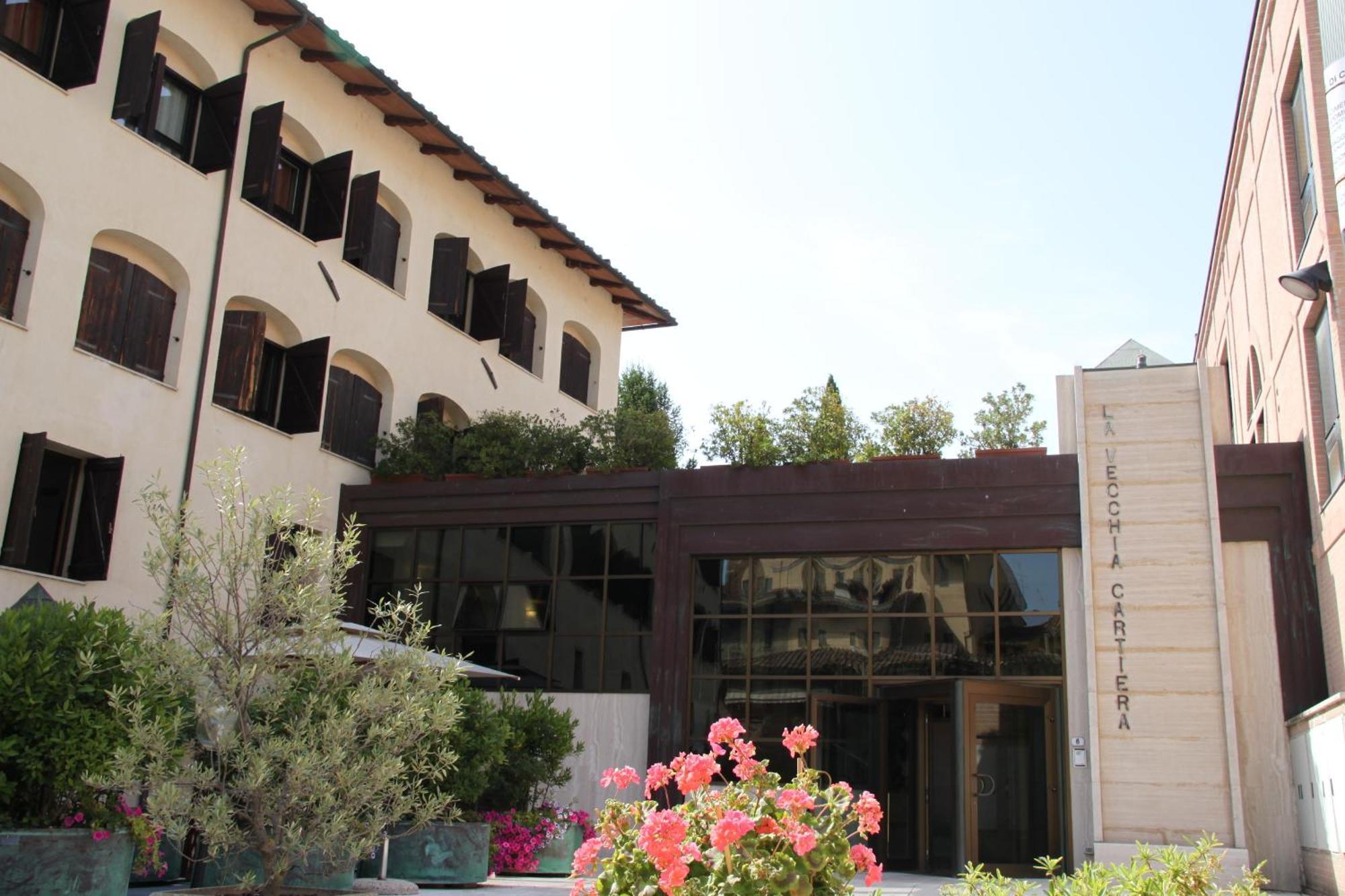 La Vecchia Cartiera Hotel Colle Val D'Elsa Exterior foto