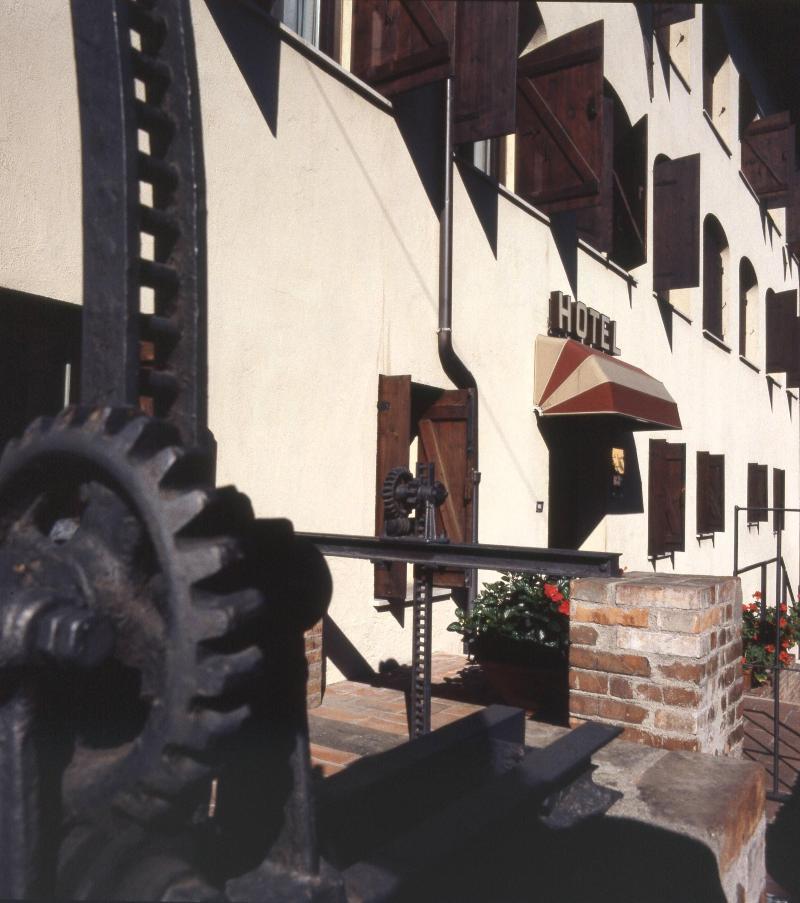 La Vecchia Cartiera Hotel Colle Val D'Elsa Exterior foto